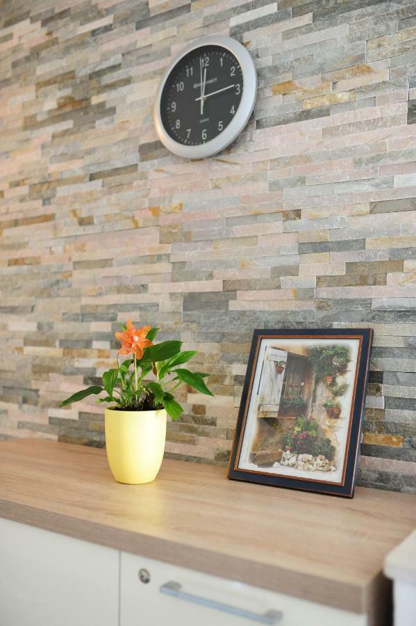 Milic Apartments มาคาร์สกา ภายนอก รูปภาพ